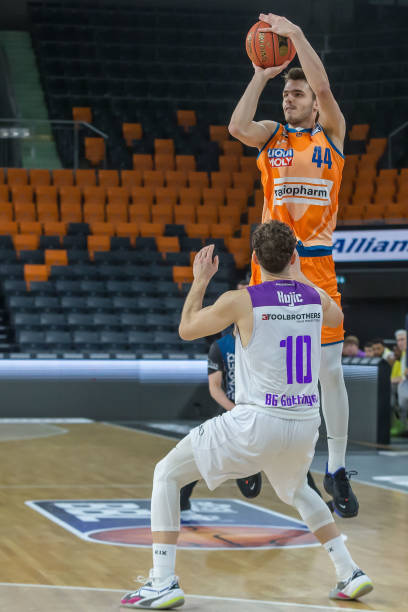 对AC米兰 对AC米兰